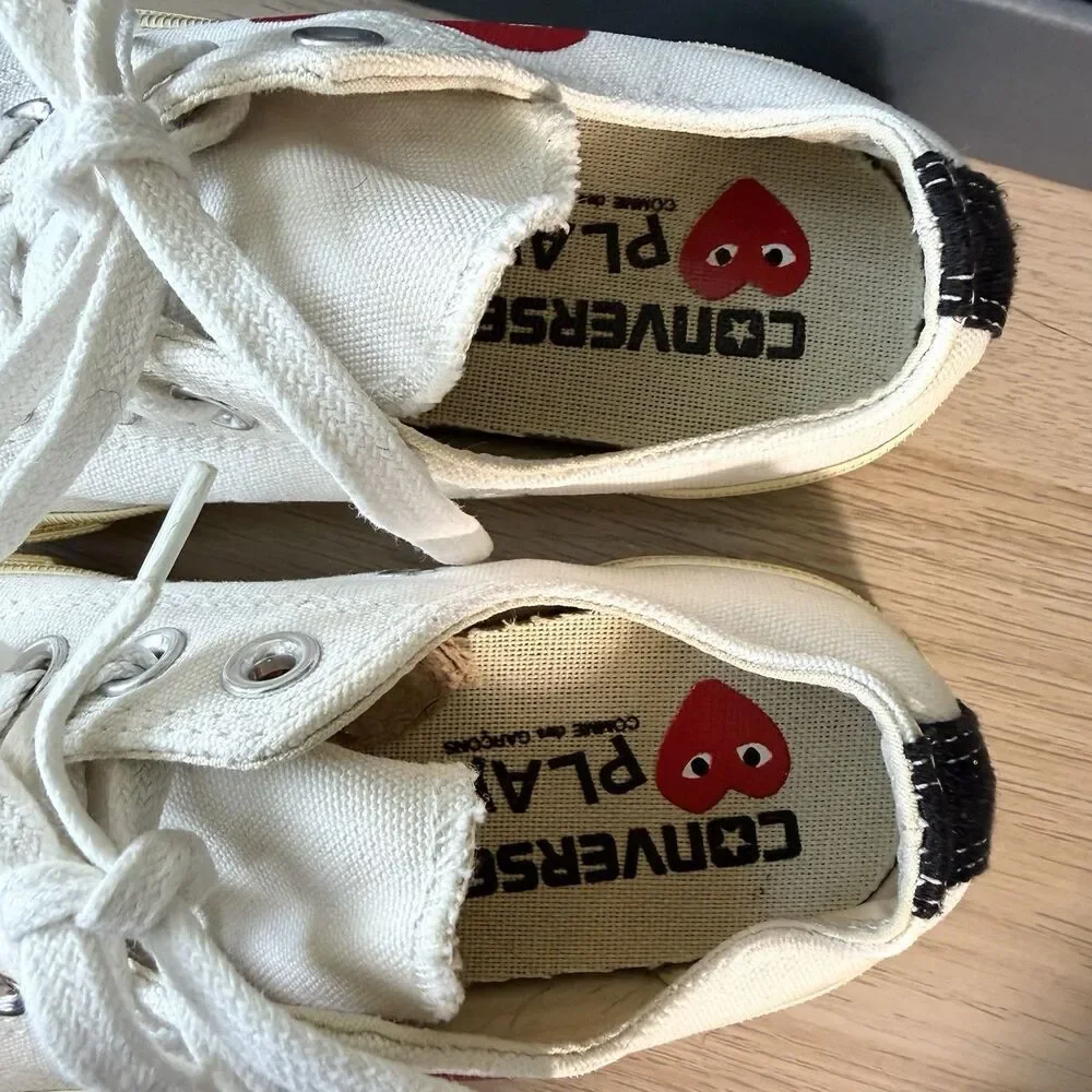 Converse Comme des Garcons CDG Play Low Tops Sneakers Women's Size 6.5